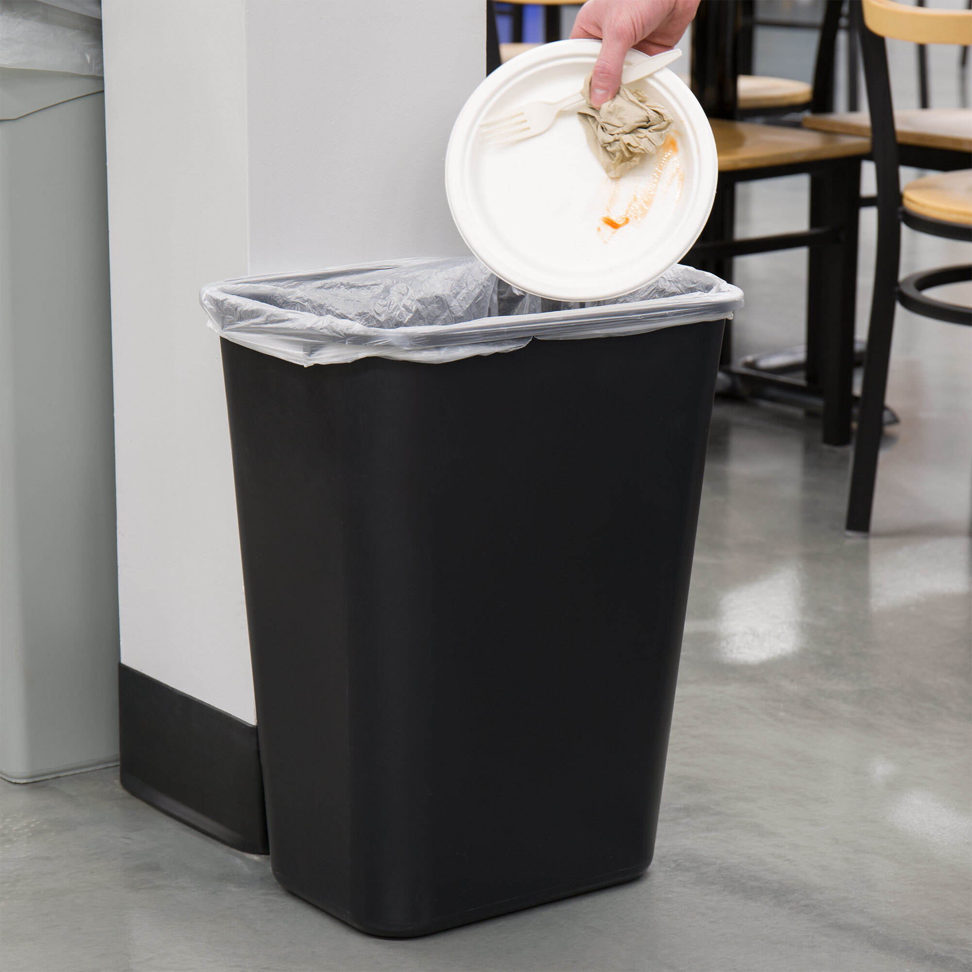 10 ガロン／39 リットル 長方形プラスチックごみ箱、ポリプロピレン